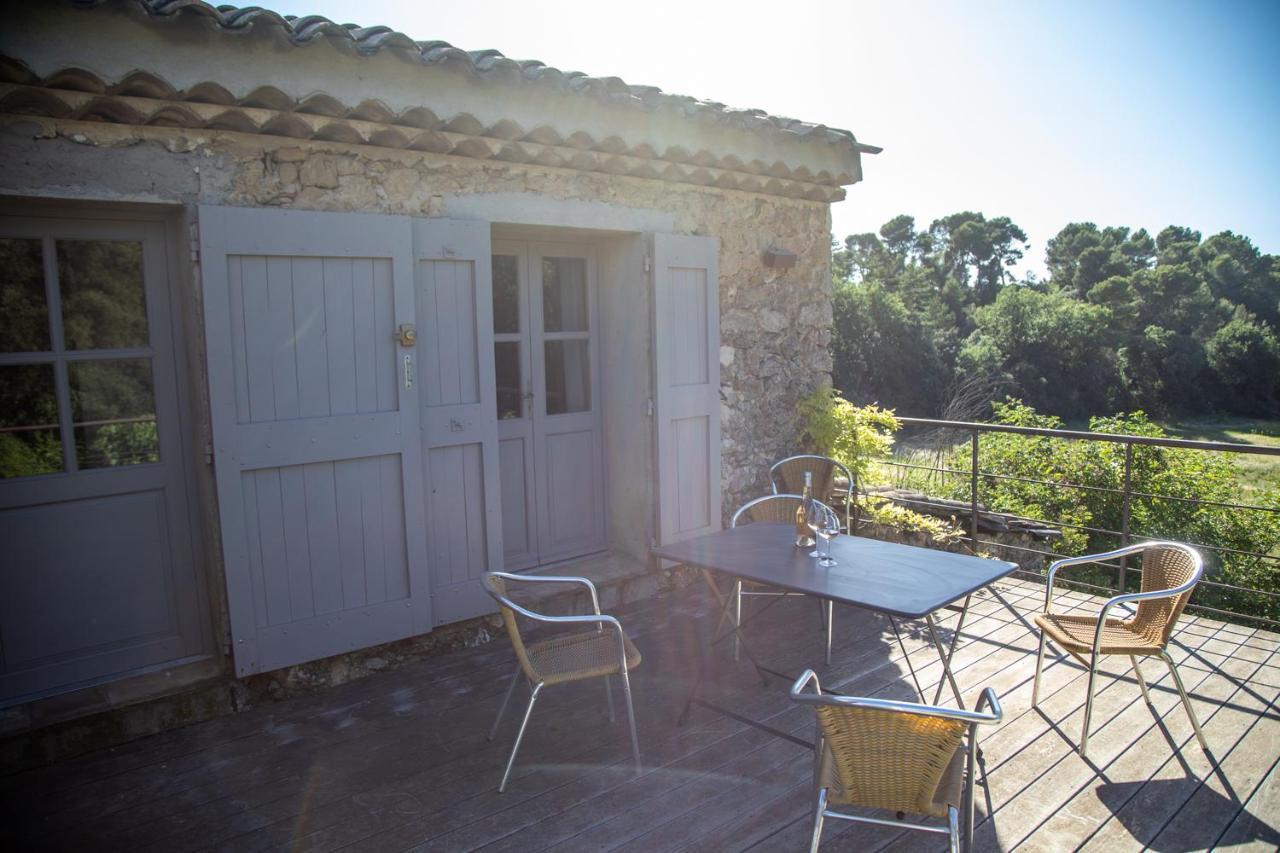 Domaine Les Perpetus Villa La Tour-d'Aigues Bagian luar foto